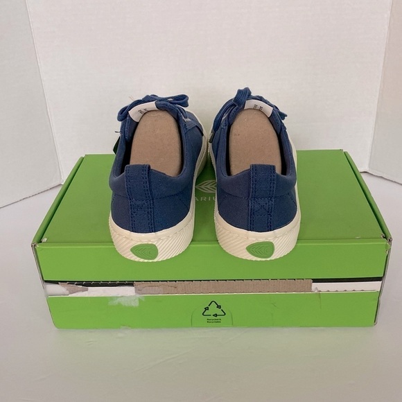 Cariuma OCA Shadow Blue Canvas Sneaker Unisex Low Top Size 9.5 Women’s | 8 Men’s - Picture 6 of 9